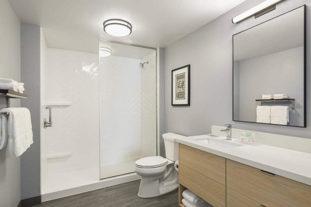 Towneplace Suites By Marriott Rochester Mayo Clinic Area Exterior photo